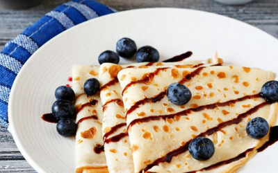 Crepas con arándanos y crema de chocolate (sin gluten)